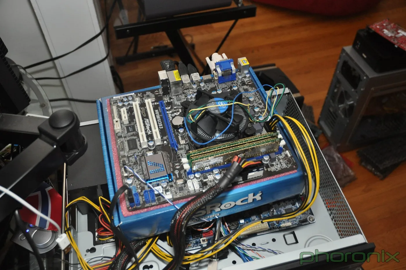 ASRock H61M/U3S3 Review - Phoronix