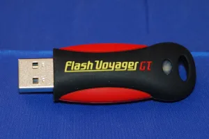32GB Flash Voyager GT
