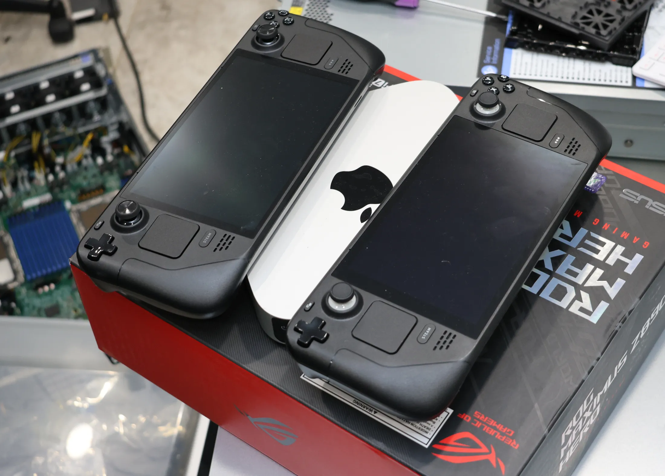 Linux 6.19 Brings Temperature Monitoring For The Steam Deck APU, Apple Silicon SMC