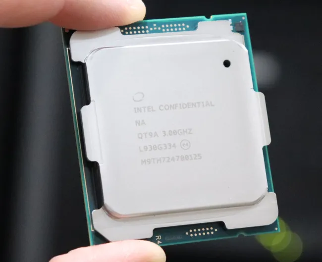 Intel Core i9 10980XE Linux Performance Benchmarks Review - Phoronix