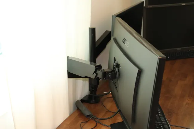 Huanuo Hndsk2 Dual Monitor Arms Work Out Great Phoronix