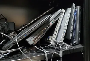 Linux Prepares To Support Microsoft's "Turn On Display" DSM To Address Laptop Issues