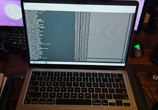 Asahi Linux on Apple M2 MacBook Air