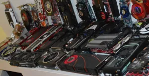 Mesa Developers Consider Branching Off Some Older GPU Drivers - Including AMD R300/R600