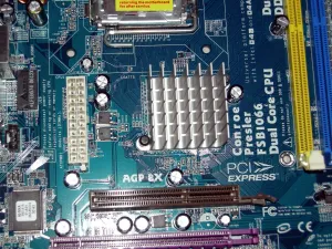 Carte Mère ASRock 775DUAL-VSTA – Socket 775, DDR2, AGP + PCIe (ouverte Jamais Utilisée)