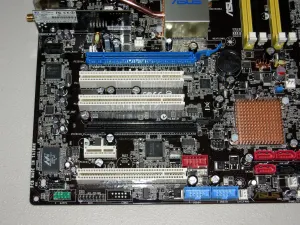 ASUS P5B DELUXE s.775 Intel P965 Motherboard with CPU(Q6600)/RAM(2x1GB DDR2 800) EUR 80,00 - FR