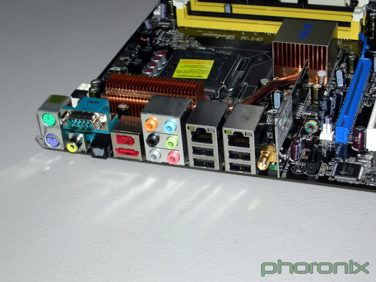 Phoronix ASUS P5B Deluxe Image Abit P5b Io