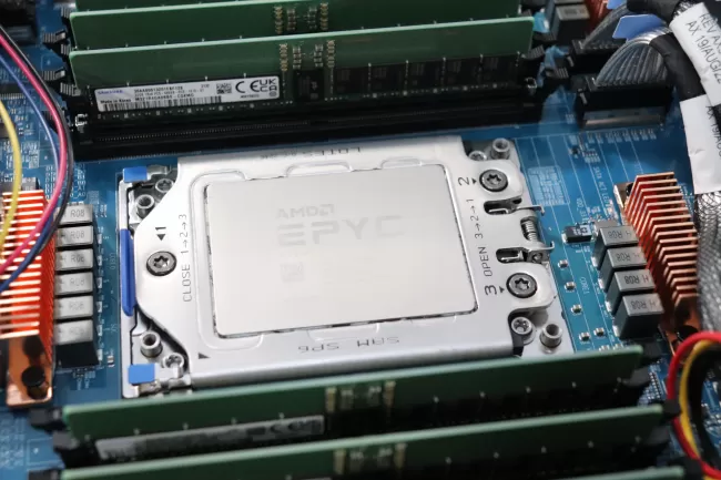 AMD EPYC 8534P in socket