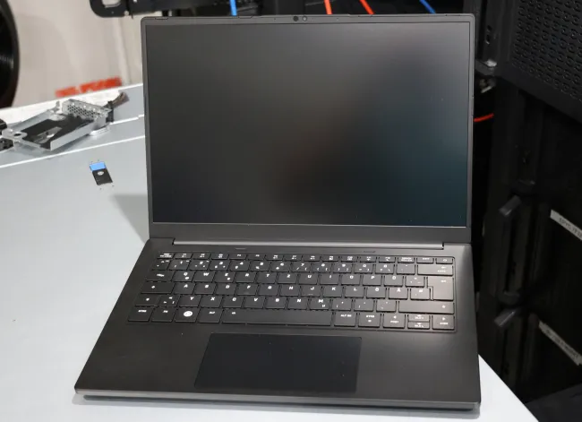 TUXEDO Pulse 14 Gen 3 laptop