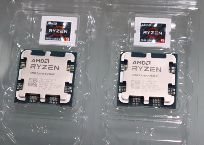 AMD Ryzen 9 7900X / Ryzen 9 7950X Benchmarks Show Impressive Zen 4