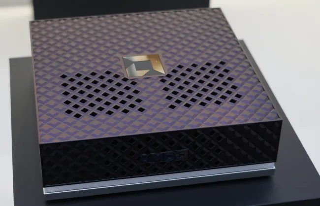 AMD Ryzen AI Halo PC