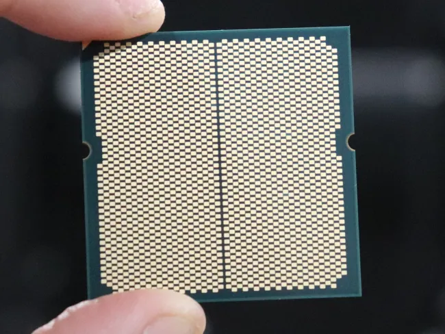 AMD Ryzen 7 7700X Linux Performance Review - Phoronix