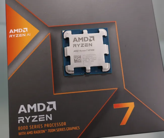 AMD Ryzen 7 8700G Linux Performance Review - Phoronix