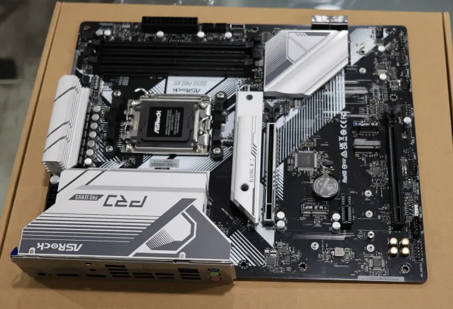 AMD Ryzen 7 8700G with ASRock motherboard