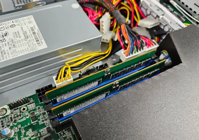 AMD Ryzen 9 7900X Performance With ECC DDR5 Memory - Phoronix