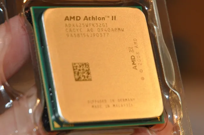 Amd athlon x3. AMD Athlon II x3 425. AMD Athlon II x3 425 2.7 ГГЦ. Процессор AMD Athlon(TM) 2 x3 425 Processor 2.70 GHZ. AMD Athlon II x3 425 am3, 3 x 2700 МГЦ.