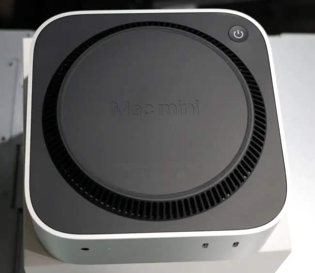 t*i様 Apple Mac mini m4 Mac mini: Apple M4 chip with 10-core CPU and 10-core GPU