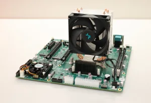 Arch Linux Running Well On LoongArch - Loongson 3B6000 Benchmarks