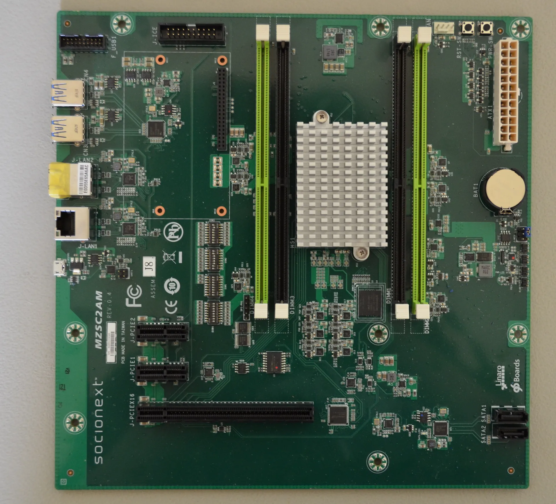 image.php?id=arm-24core-