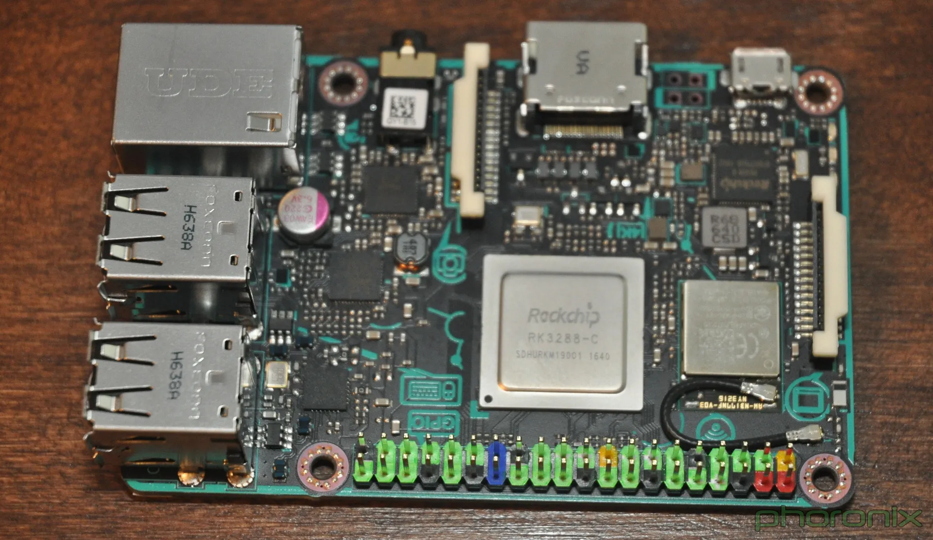 [Phoronix] ASUS Tinker Board Is An Interesting ARM SBC For About 60