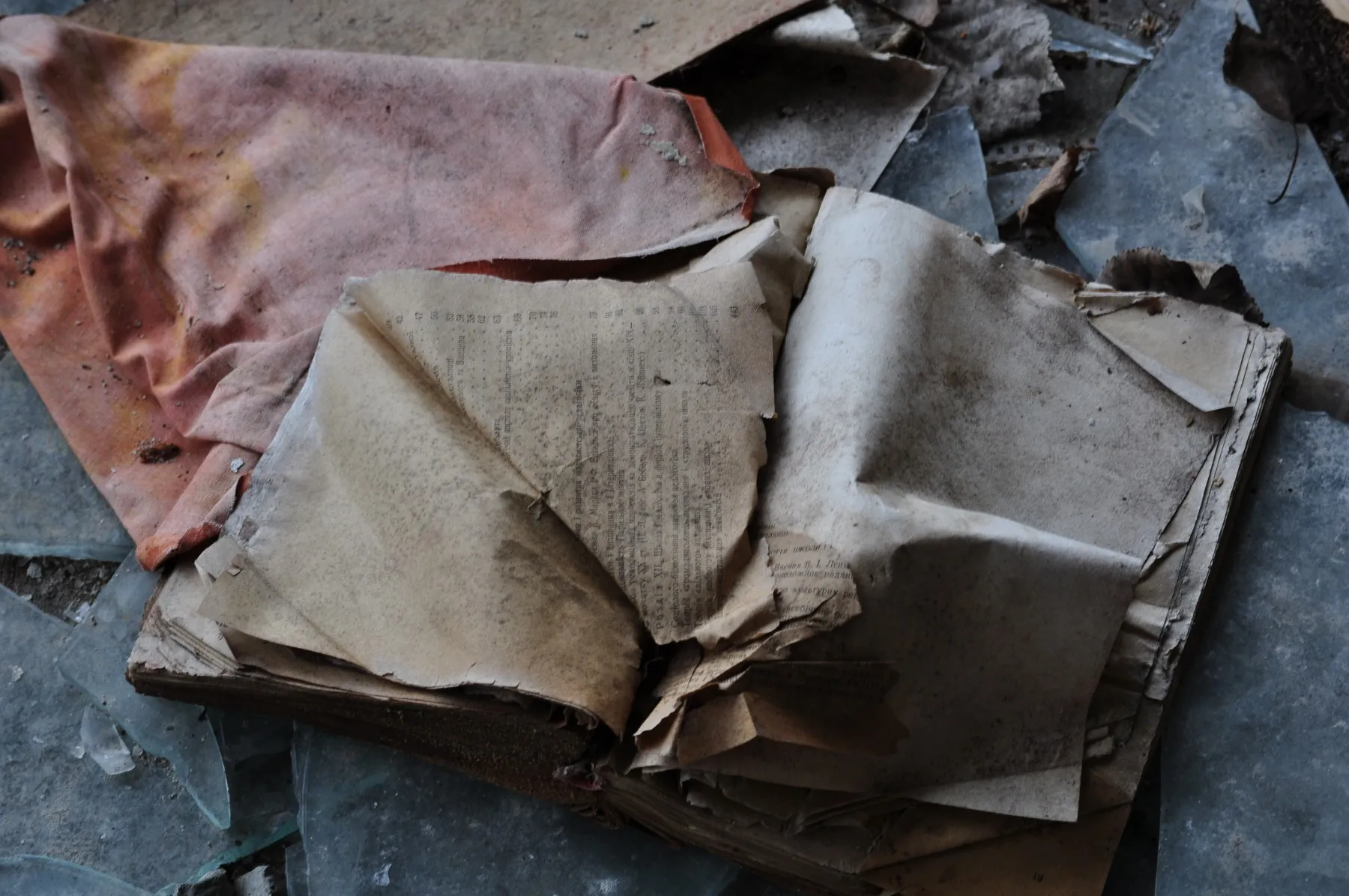 Canonical Finally Phasing Out Bazaar Code Hosting