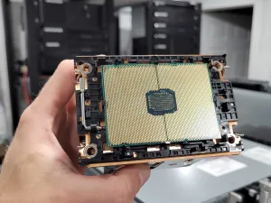 Intel's Linux OS Shows The Importance Of Software Optimizations, Further Optimized Xeon "Ice Lake" In 2021