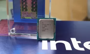 Intel Core i9 13900K "Raptor Lake" Running Great With Clear Linux, Sizable Wins Over Ubuntu