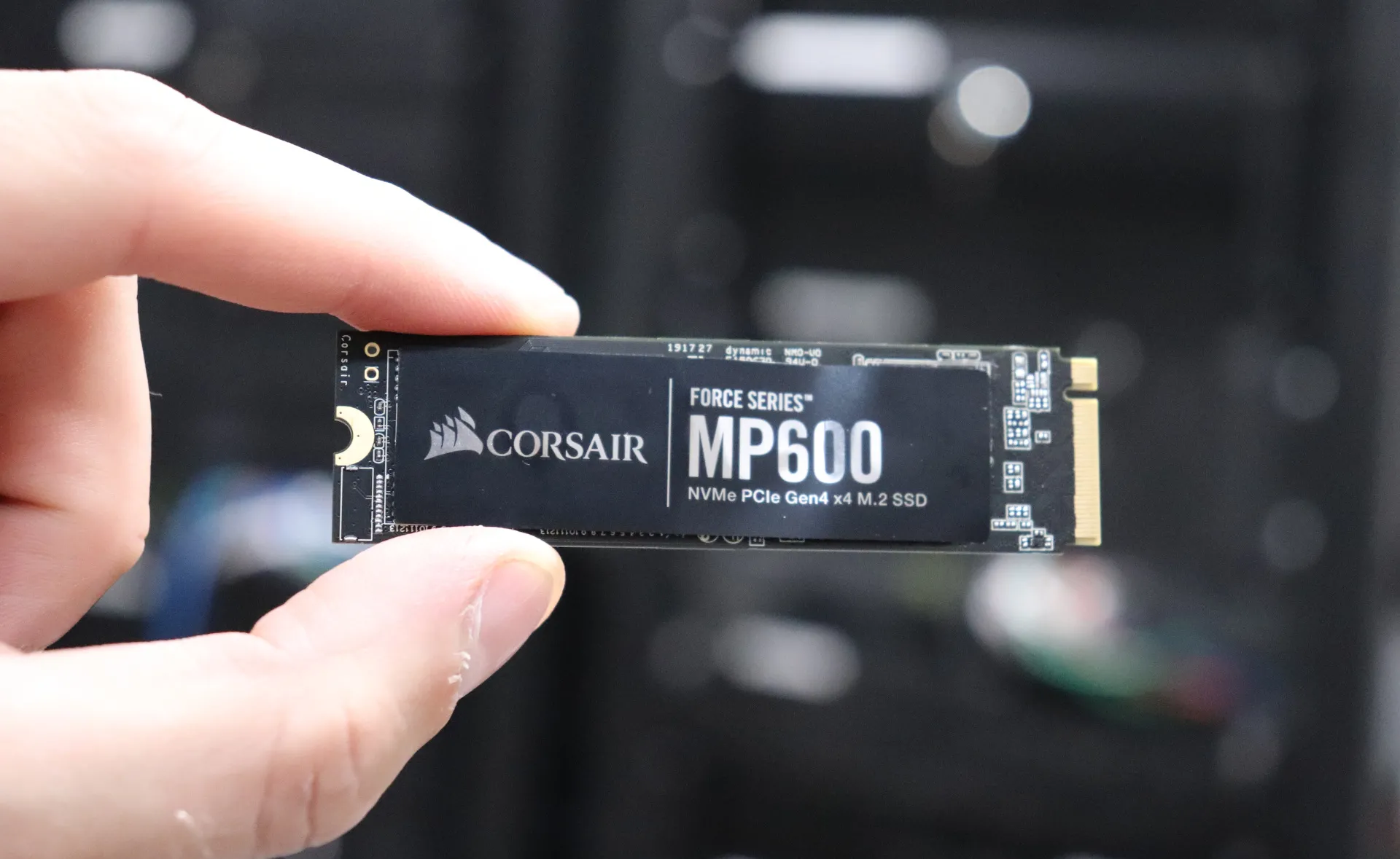 Test SSD CORSAIR MP600 1 To : Introduction, page 1