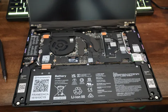Framework Laptop 13 Pro DIY assembled