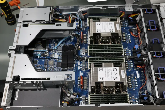 R284-A92-AAL1 build out