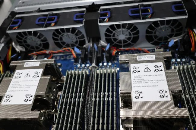 R284-A92-AAL1 intake fans