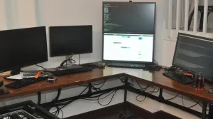 Using Dual 4K Monitors Stacked With GNOME