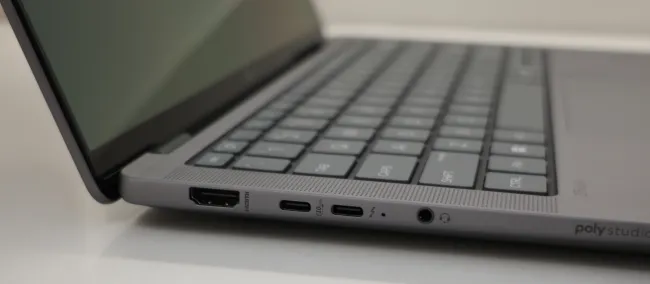 HP ZBook Ultra G1a left view