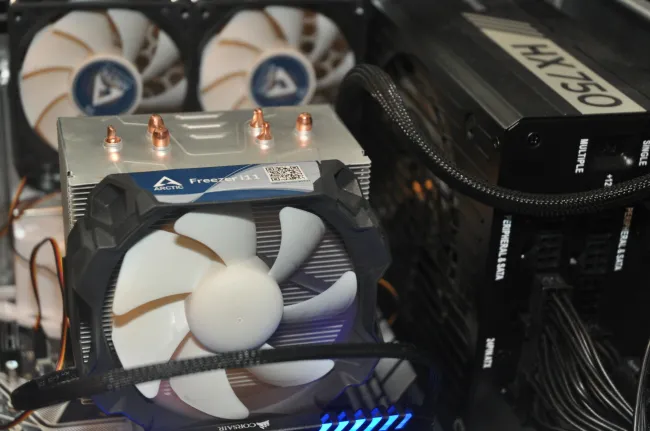 Intel Core i7 8086K Linux Performance Review - Phoronix