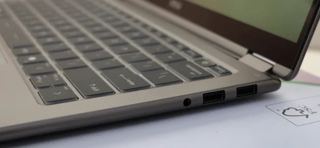 MSI Prestige 14 AI+ Evo side I/O