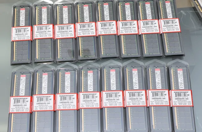 DDR5-5600 ECC Registered DIMMs