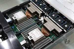 Intel Xeon Platinum 8490H "Sapphire Rapids" Performance Benchmarks