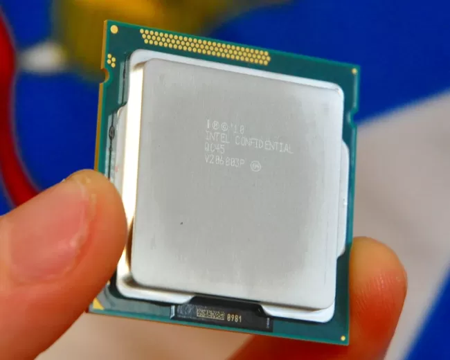 Intel Core i7 3770K Ivy Bridge Linux Performance Review - Phoronix
