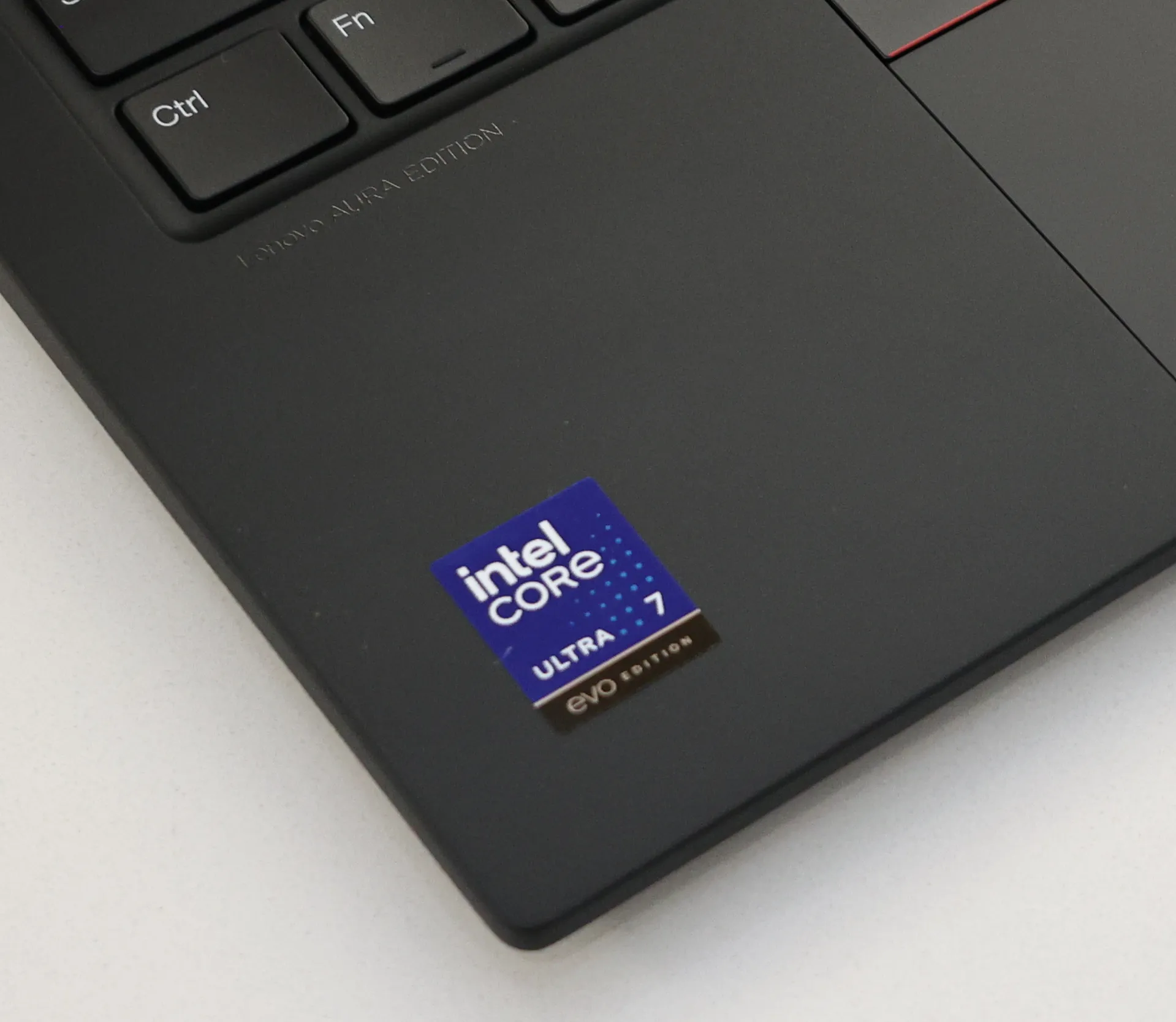 Lenovo ThinkPad X1 Carbon Gen 13 Aura Edition