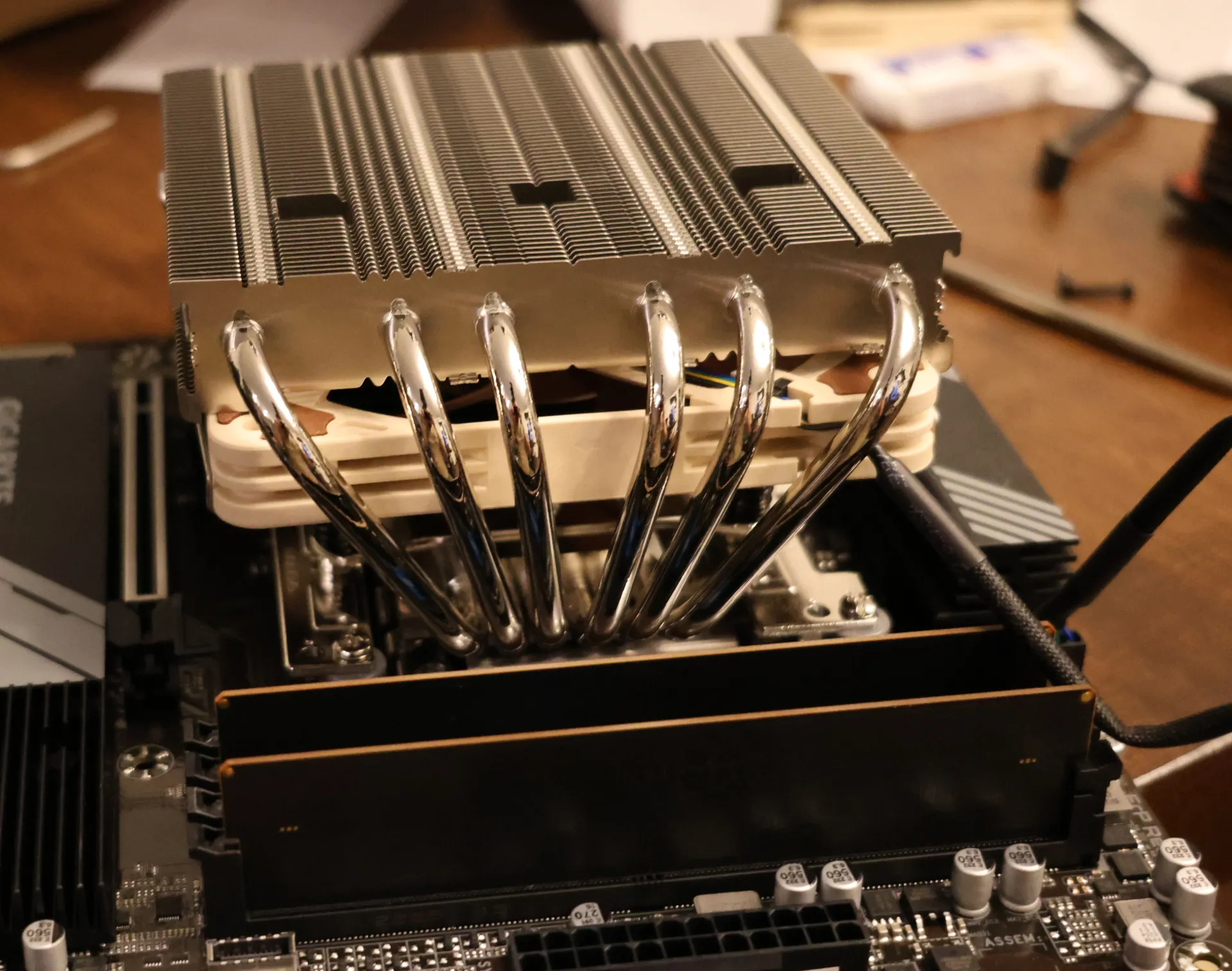 Noctua NH-L12Sx77 Makes For A Great Low-Profile CPU Cooler