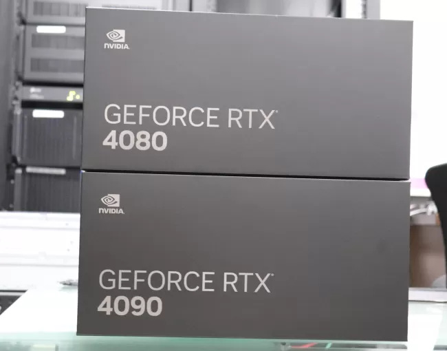 NVIDIA RTX 4080 + 4090 Founders Edition Boxes