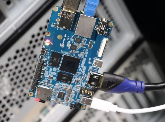 raspberry pi 5　128GB nvmeでubuntu Using A Raspberry Pi 5 & Ubuntu 23.10 As A Desktop