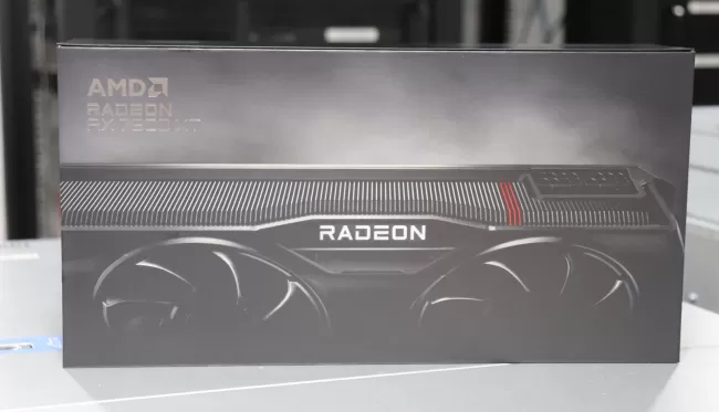 Radeon RX 7800 XT graphics card