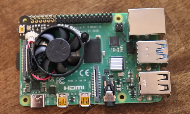Cooling The Raspberry Pi 4 With The Fan SHIM & FLIRC For Better 