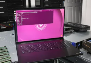 Razer Certifying Their First Laptop For Linux: Razer Blade 18 RZ09-0582