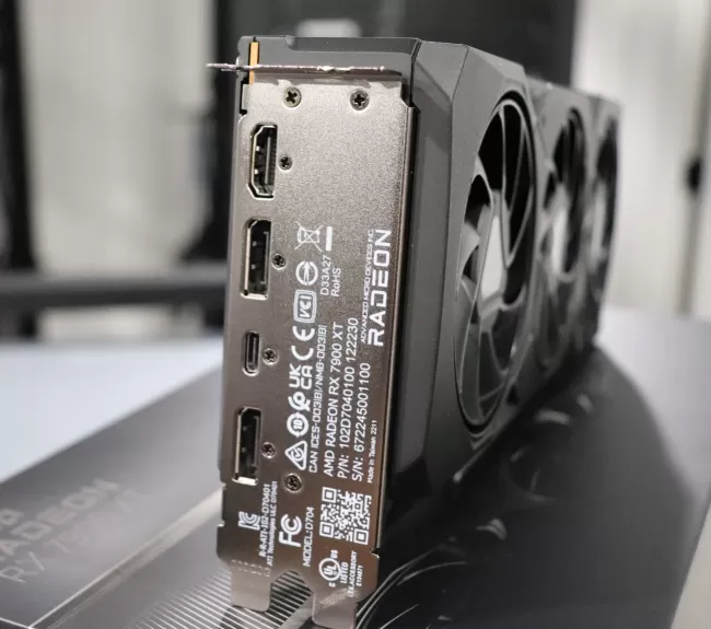 AMD Radeon RX 7900 XTX & RX 7900 XT Arrive For Linux Testing
