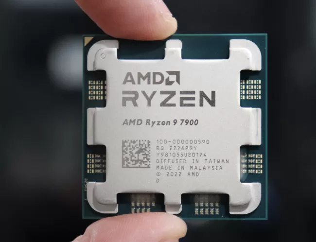 AMD Ryzen 9 7900 and Ryzen 5 7600 Review - Gaming and workstation