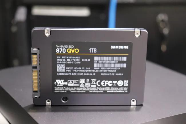 DISQUE DUR SSD SAMSUNG 870 QVO 4TO 25 SATA3 – LoveGamesGeek