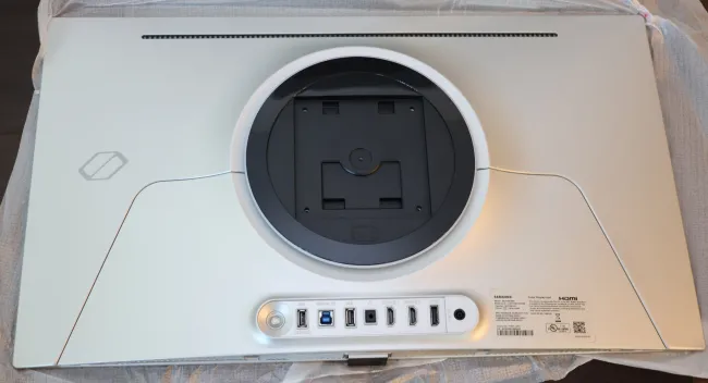 Samsung G81SF monitor rear