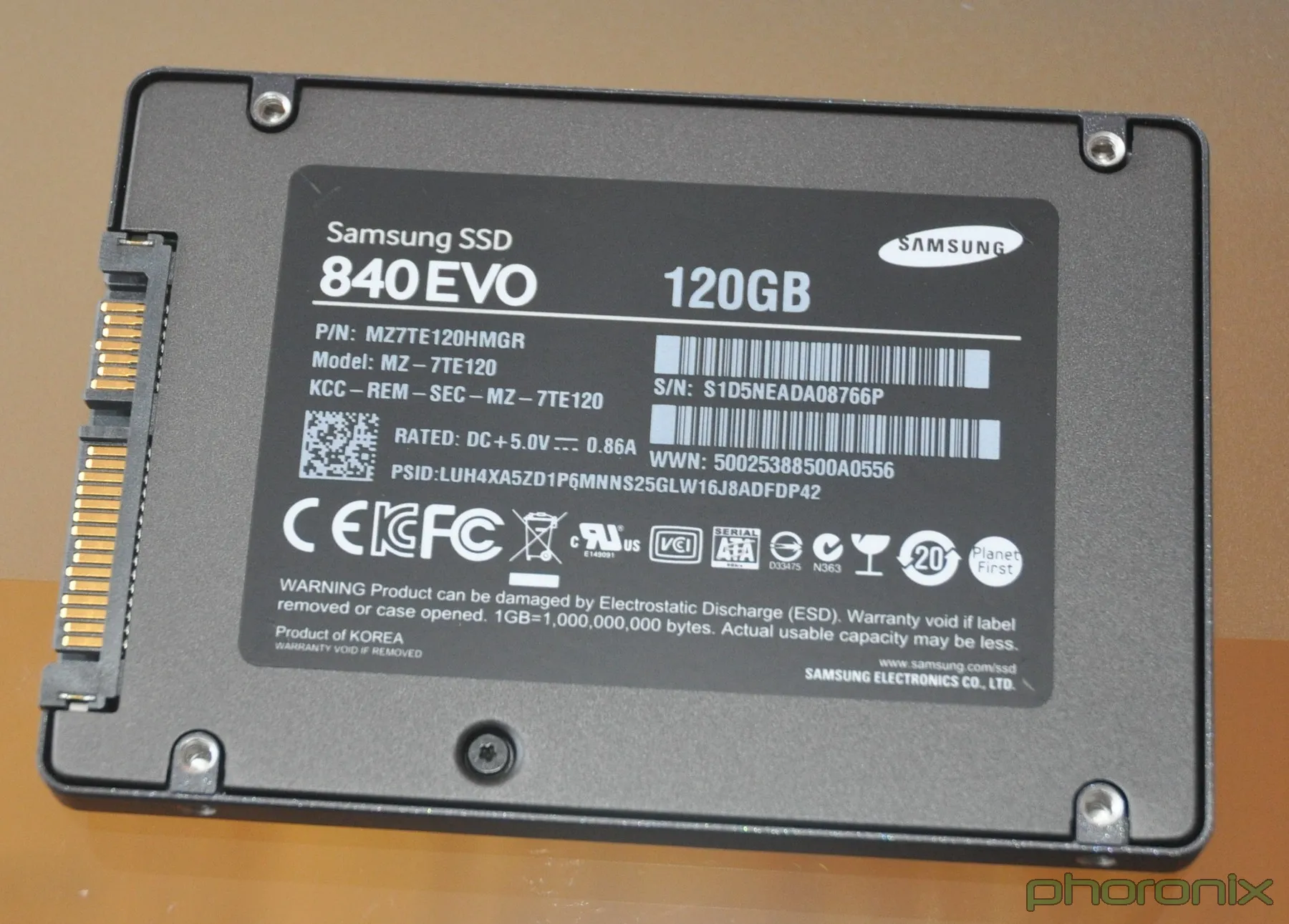 Phoronix] 840 EVO 120GB SSD (Samsung 840evo Ssd2)